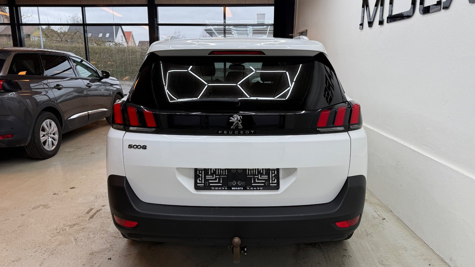 Hvid Peugeot 5008 fra 2018