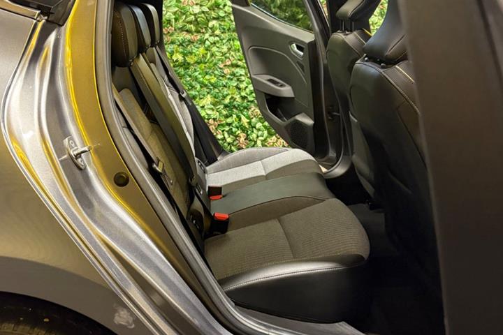 undefined Renault Clio V fra 2023