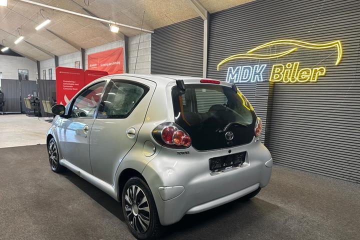 undefined Toyota Aygo fra 2010