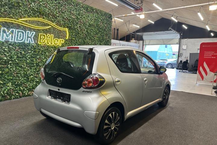 undefined Toyota Aygo fra 2010