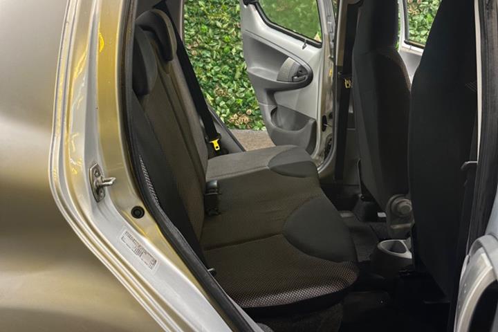 undefined Toyota Aygo fra 2010