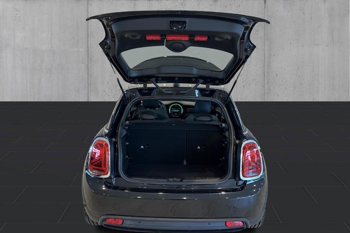 Sort Mini Cooper SE fra 2020
