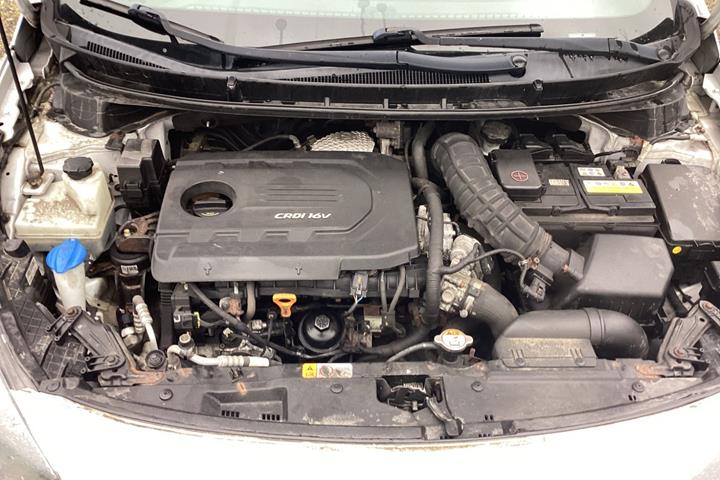 Grøn Hyundai i30 fra 2016