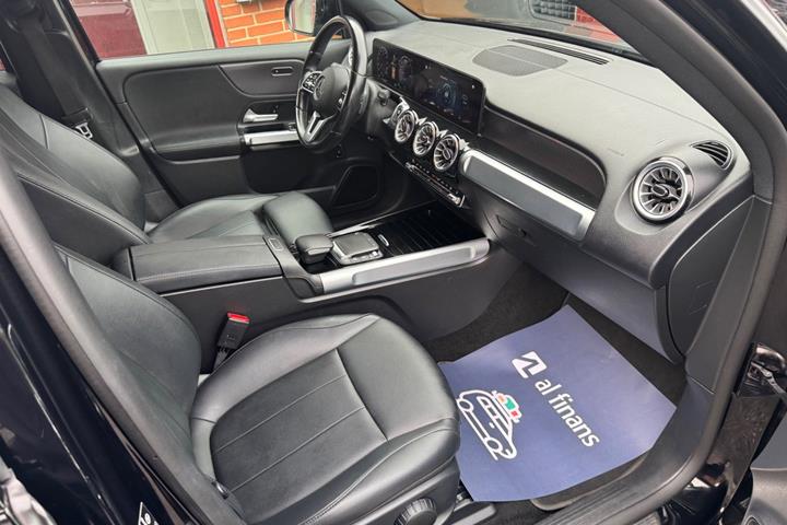 Sort Mercedes EQB250+ fra 2022