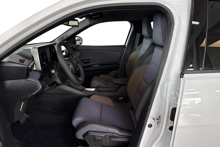 Hvid Renault 5 E-Tech fra 2025