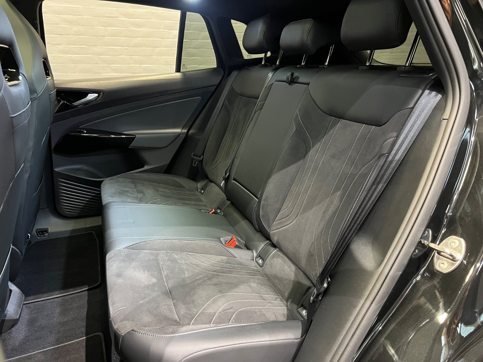 Sort VW ID.4 fra 2023