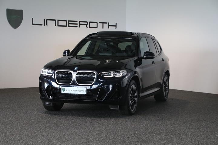Sort BMW iX3 fra 2023