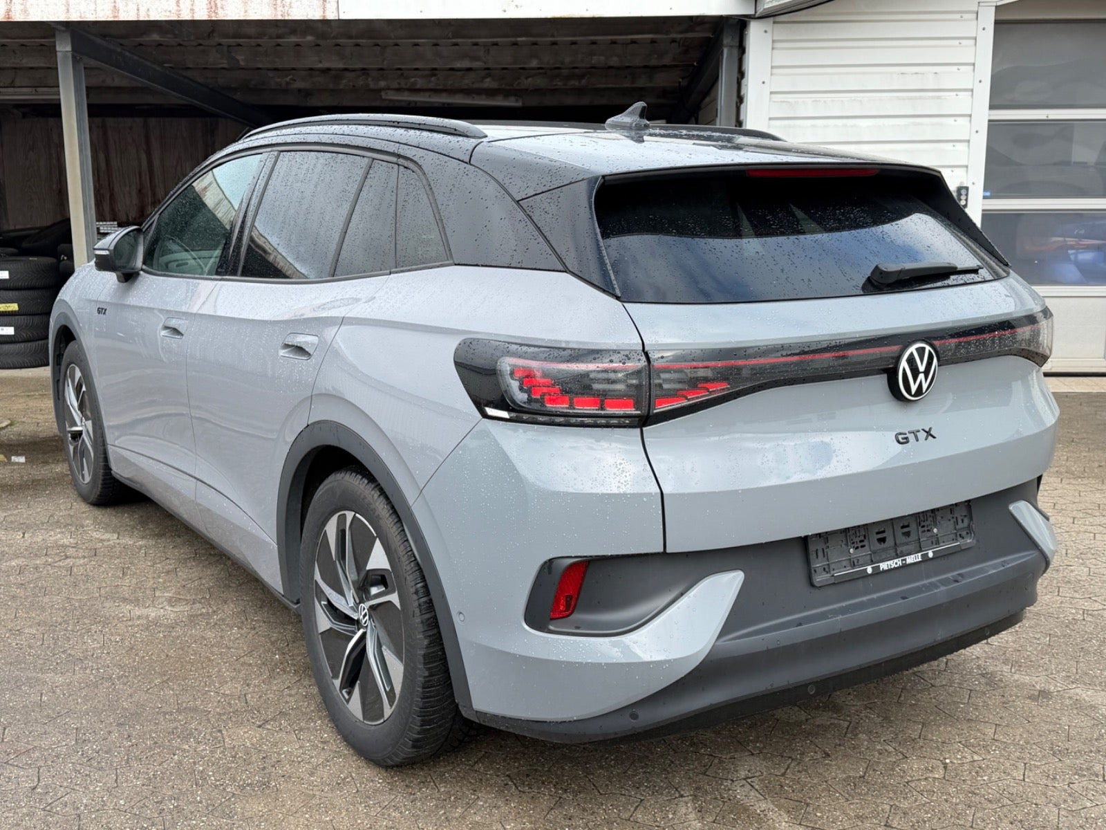 Grå VW ID.4 fra 2023