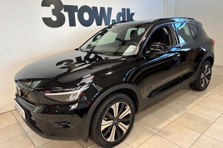 Sort Volvo XC40 fra 2023