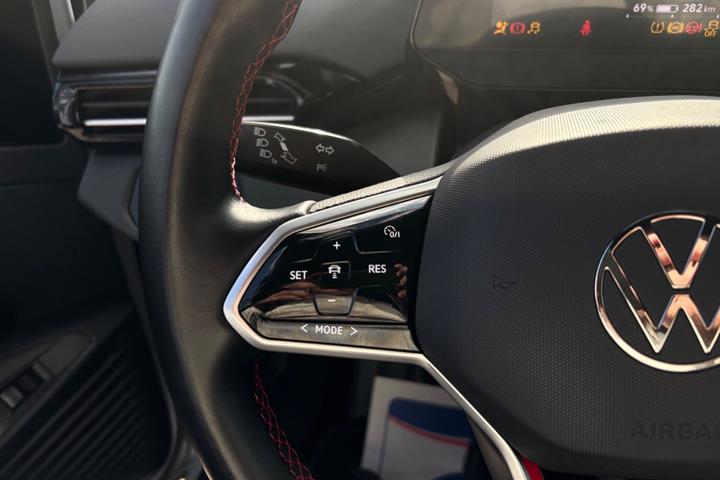 Sølv VW ID.5 fra 2023
