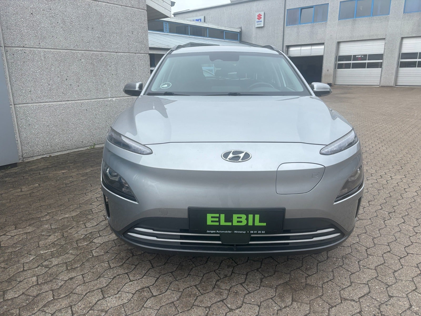 Sølv Hyundai Kona fra 2022