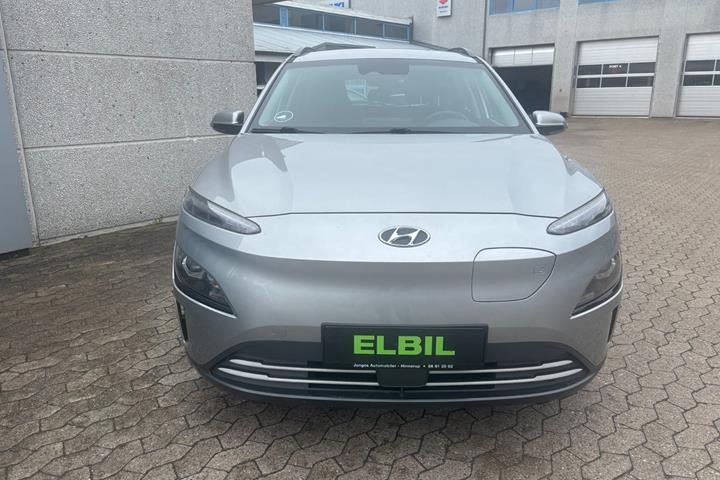 Sølv Hyundai Kona fra 2022