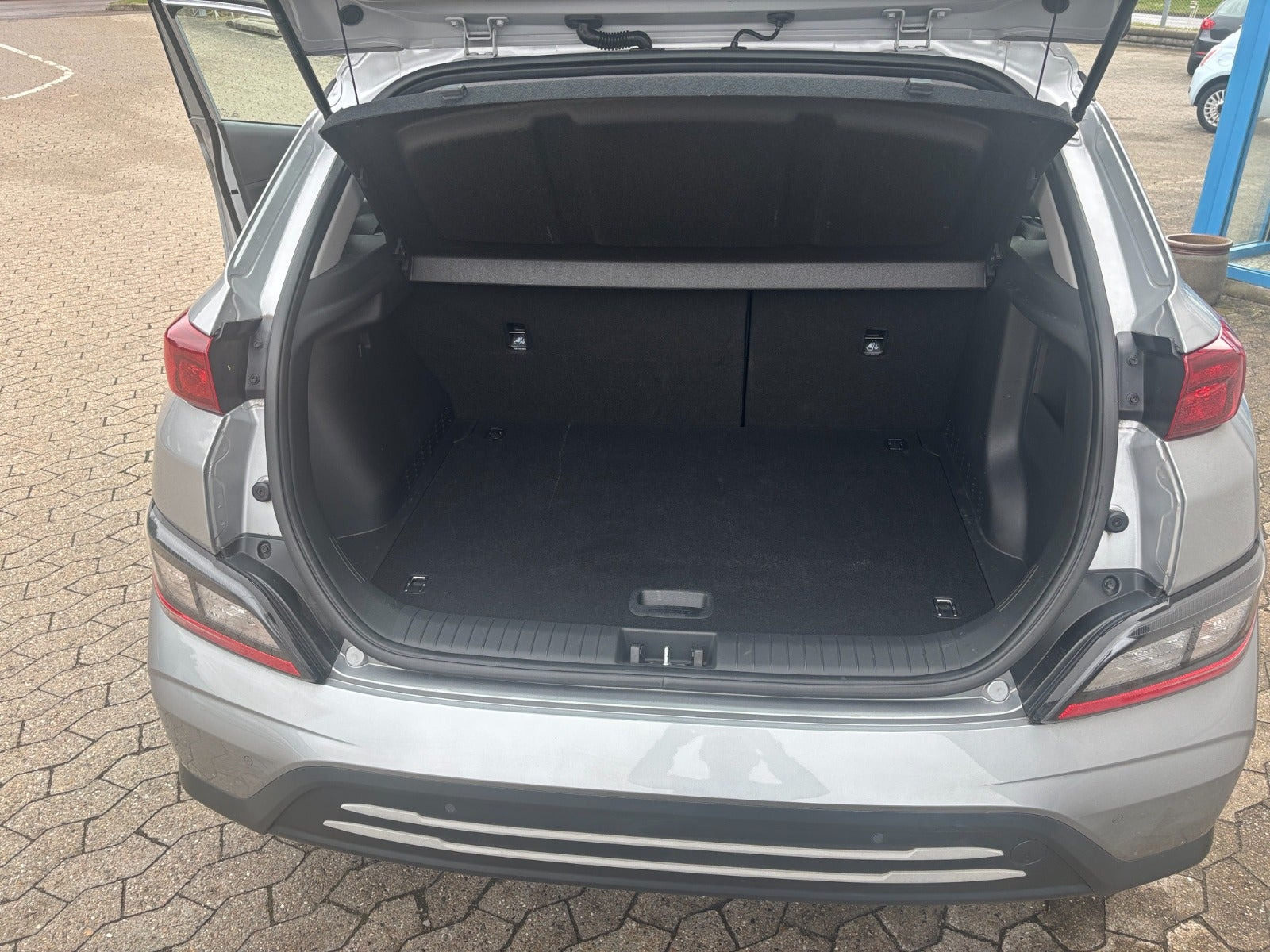 Sølv Hyundai Kona fra 2022
