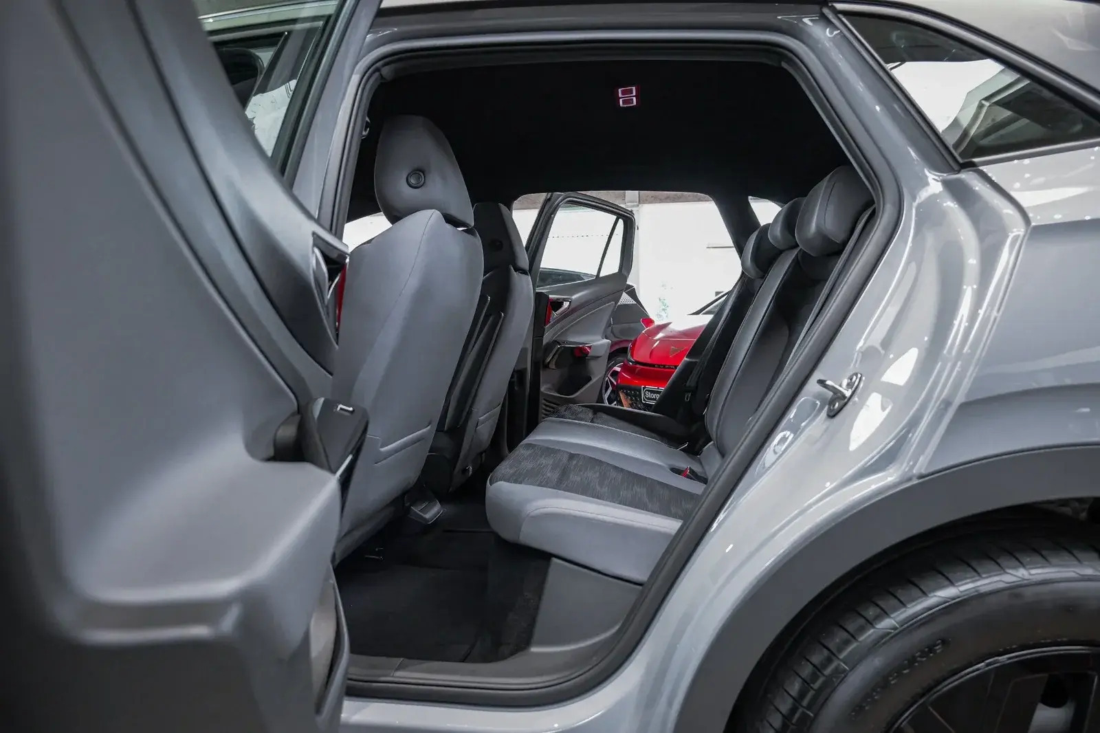 Grå VW ID.4 fra 2024