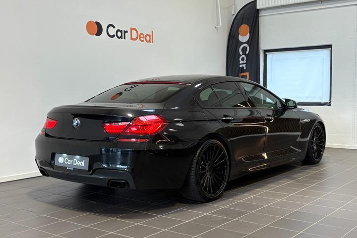 Sort BMW 650i fra 2014