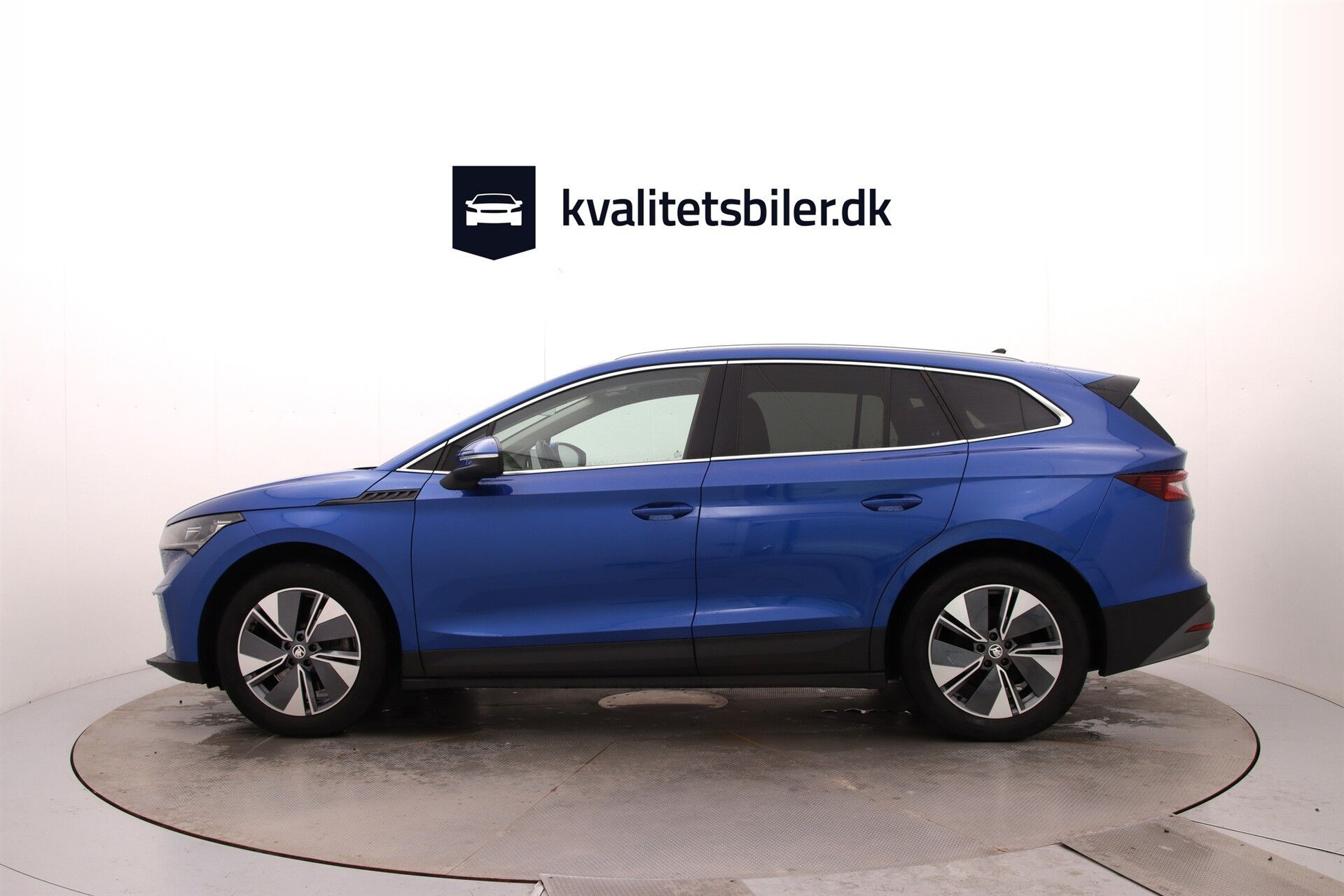 Blå Skoda Enyaq fra 2022