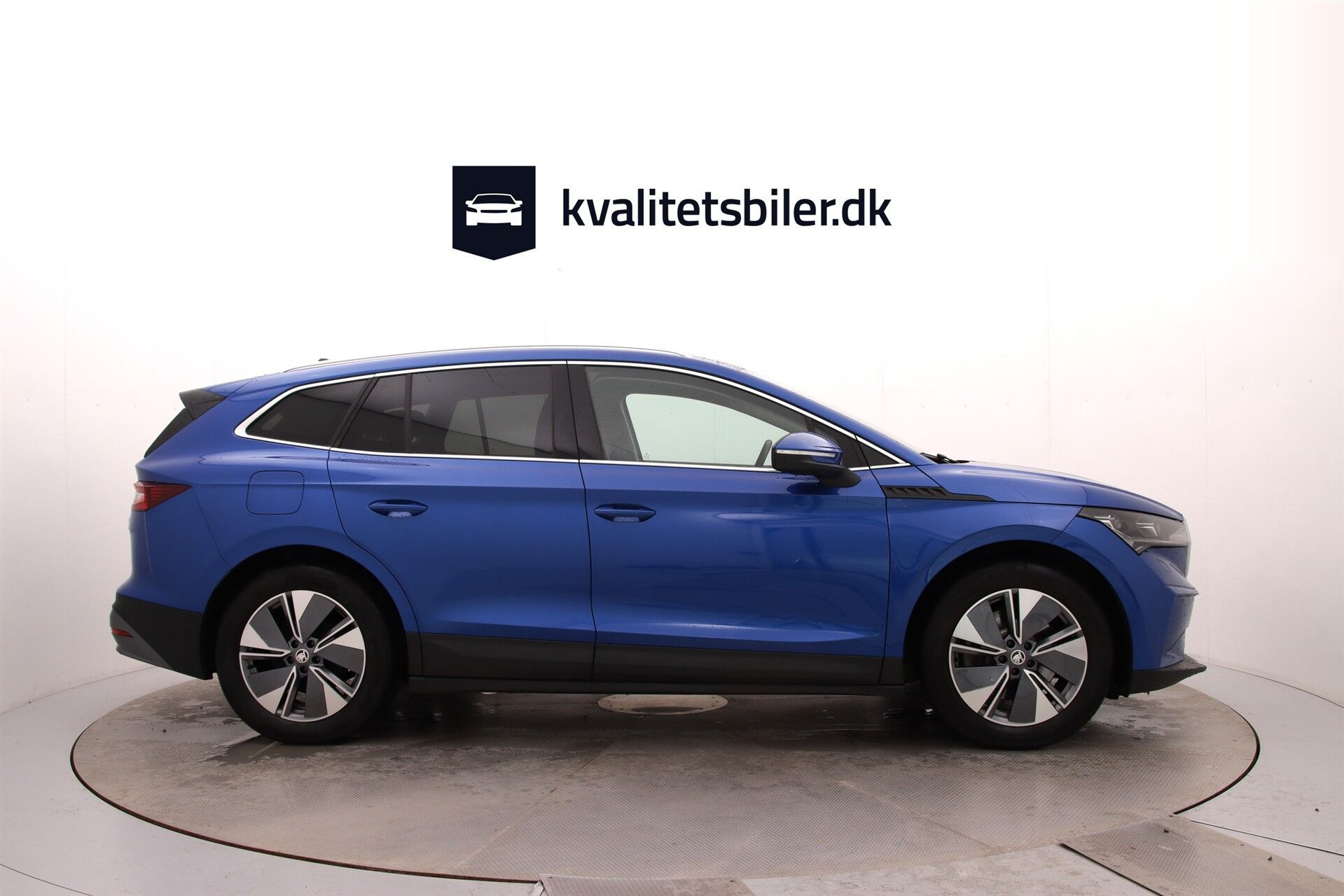 Blå Skoda Enyaq fra 2022
