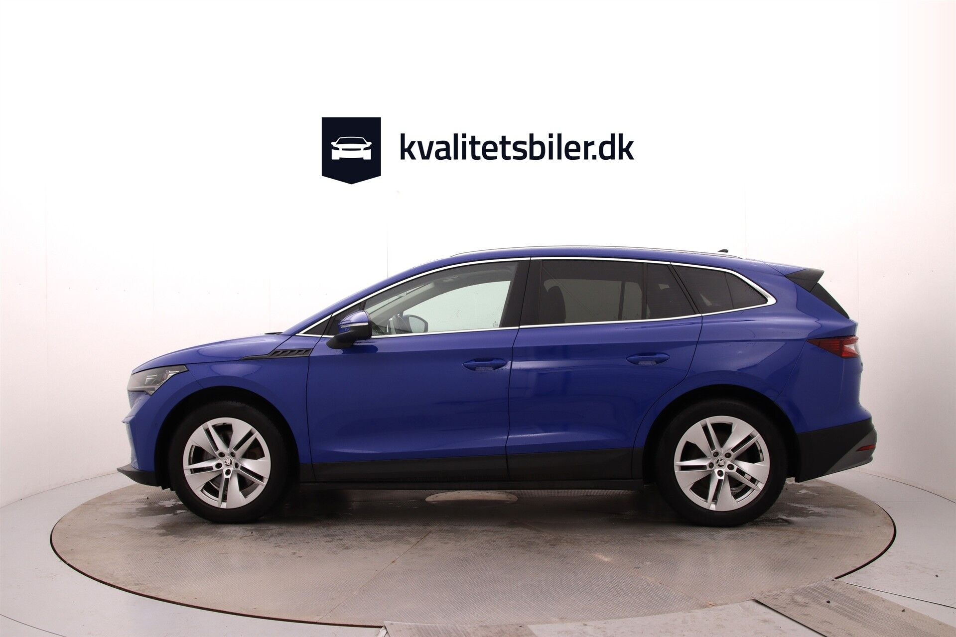 Blå Skoda Enyaq fra 2022