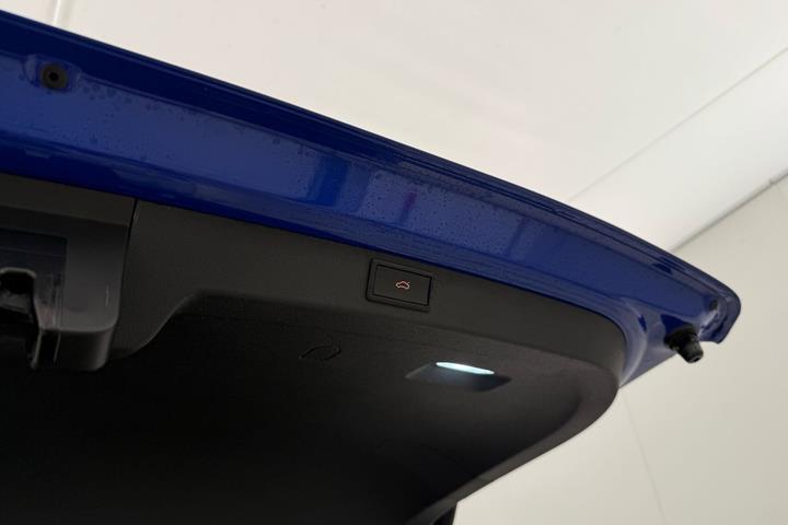 Blå Skoda Enyaq fra 2022