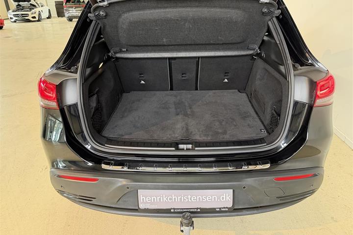 Sort Mercedes EQA250+ fra 2021
