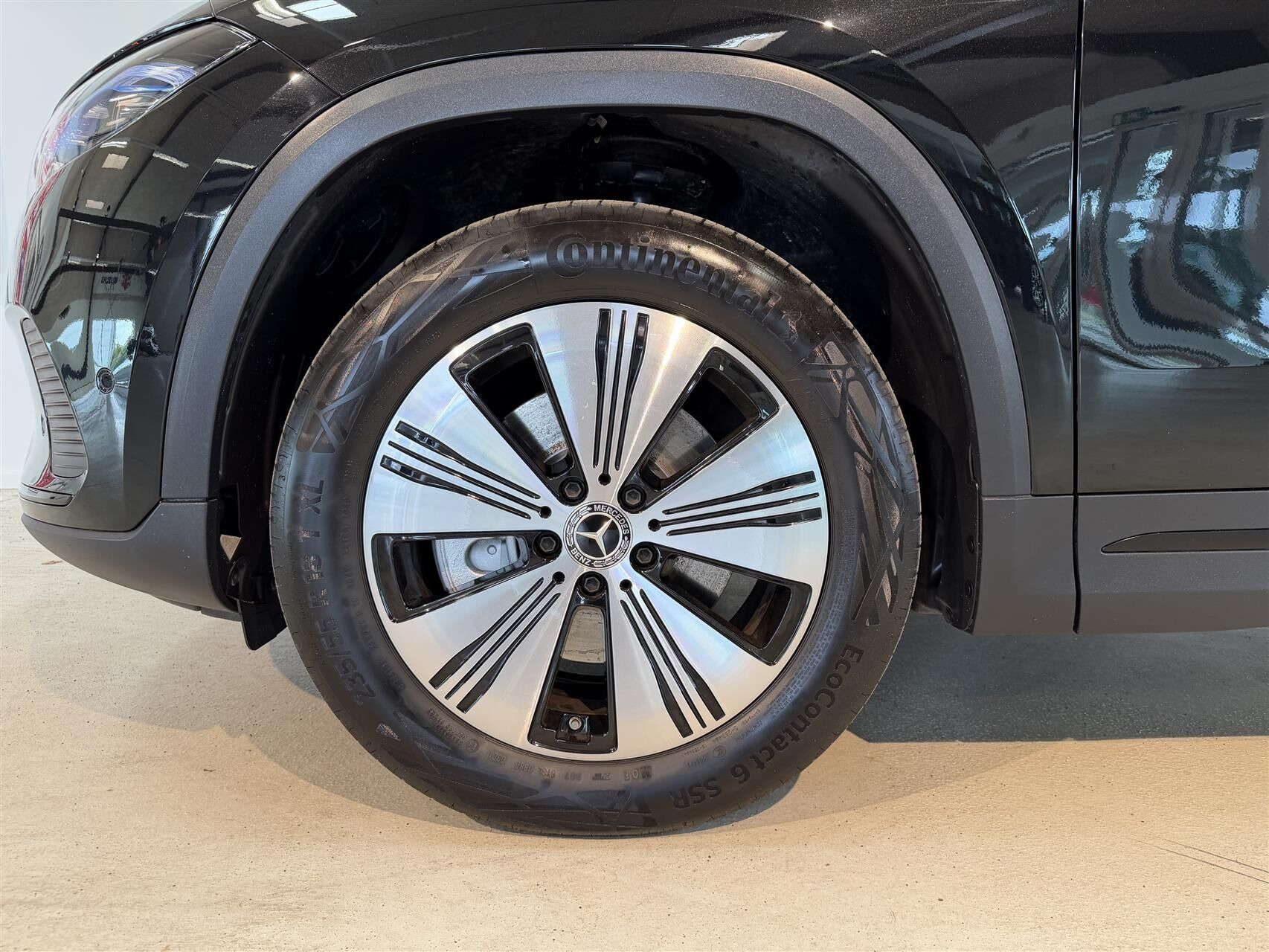 Sort Mercedes EQA250+ fra 2021