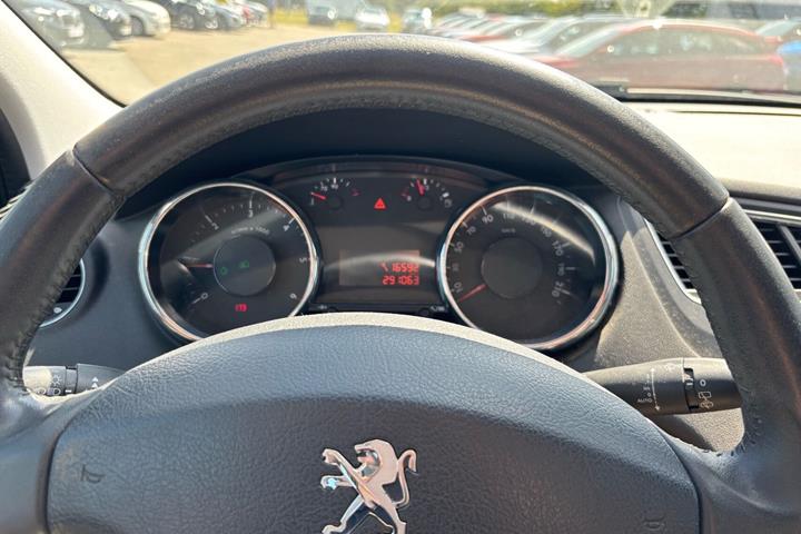 Sølv Peugeot 5008 fra 2014