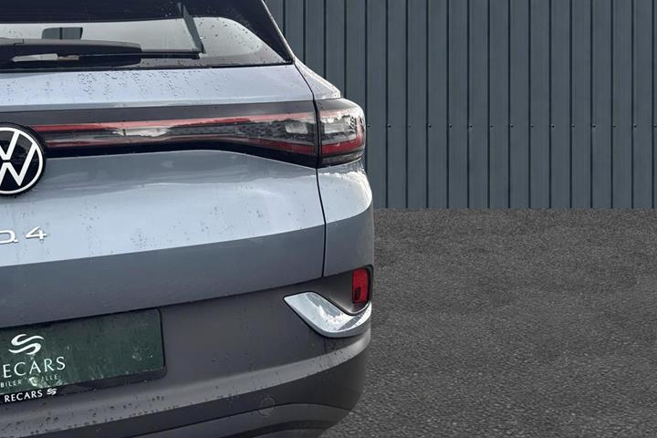 Blå VW ID.4 fra 2023