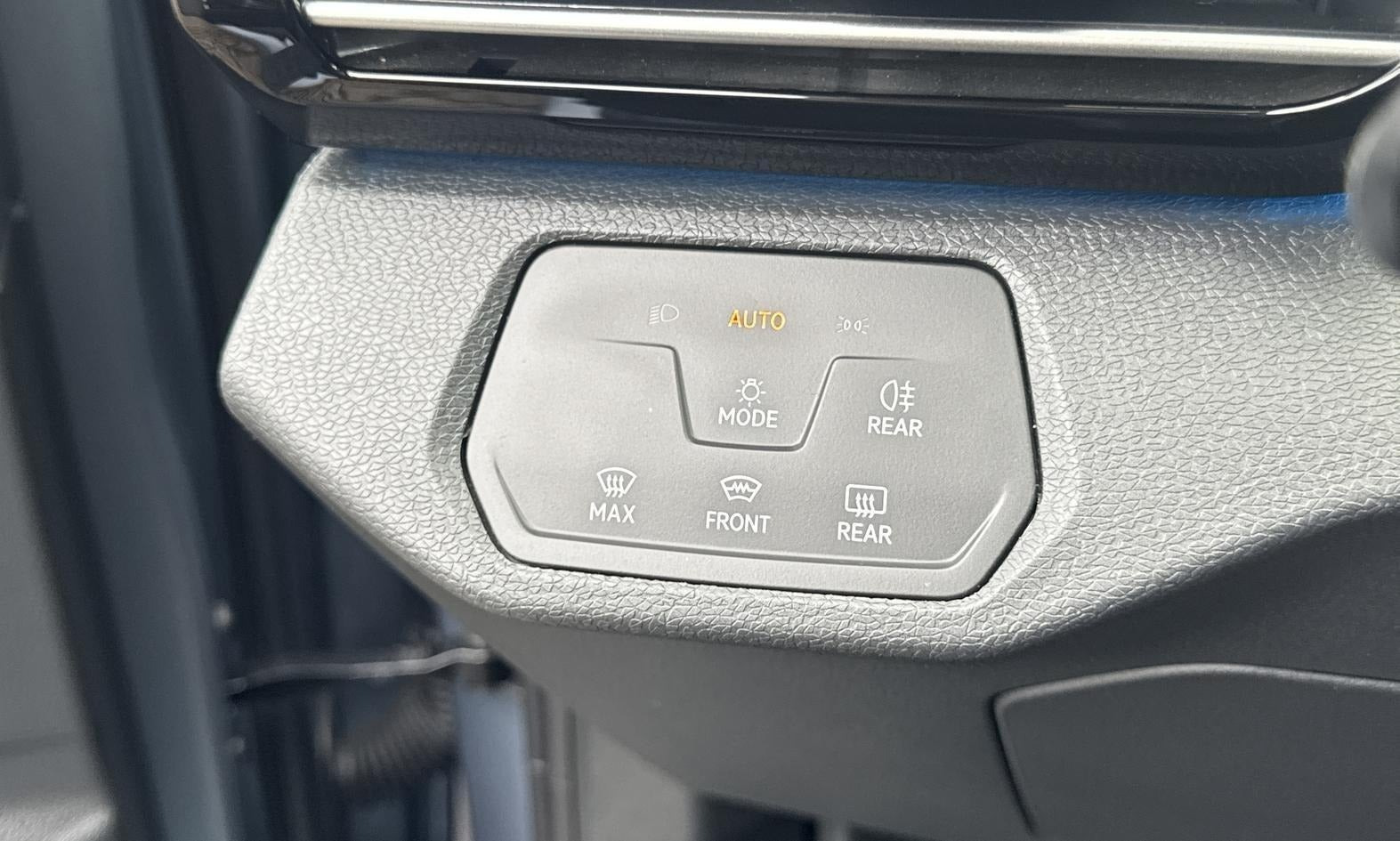 Blå VW ID.4 fra 2023