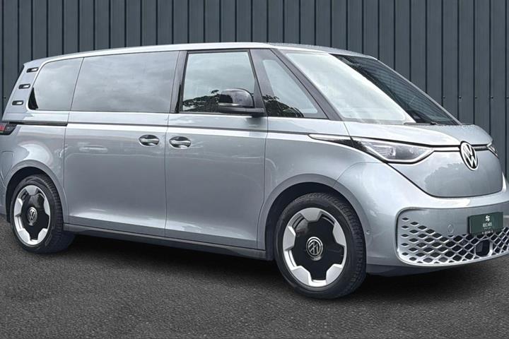 Sølv VW ID.Buzz fra 2026 set udefra