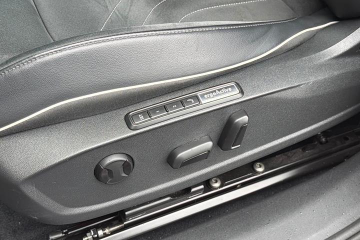 Rød VW ID.4 fra 2022
