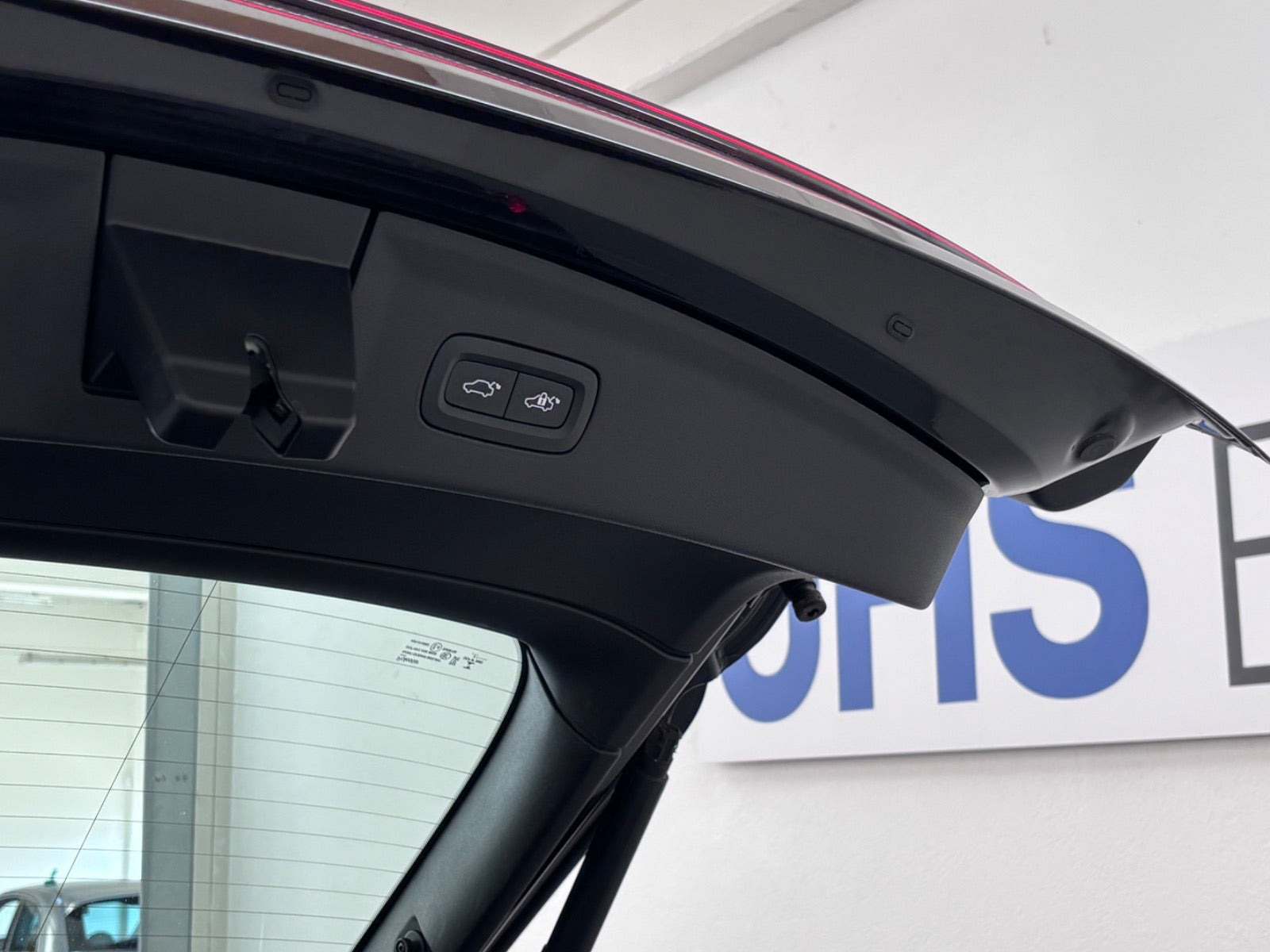Sort Polestar 2 fra 2023