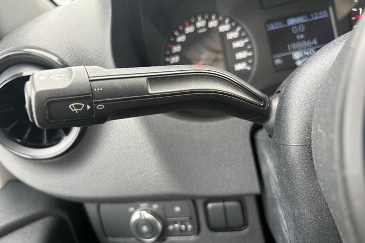 Hvid Mercedes Sprinter 317 fra 2022