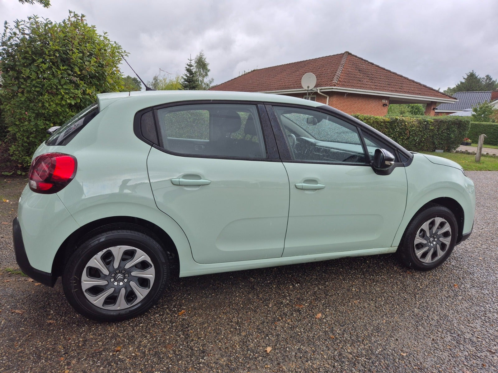 Grøn Citroën C3 fra 2017