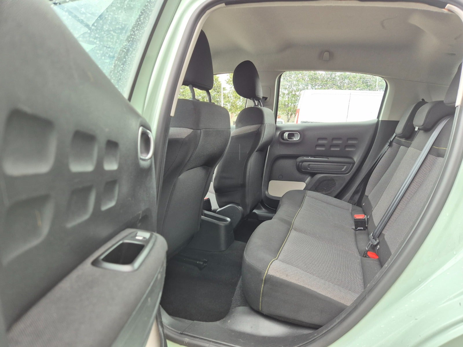 Grøn Citroën C3 fra 2017
