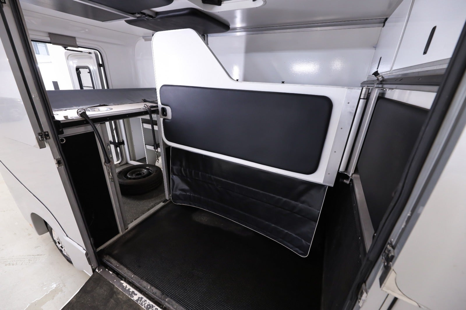 Sølv Renault Master IV T35 fra 2020