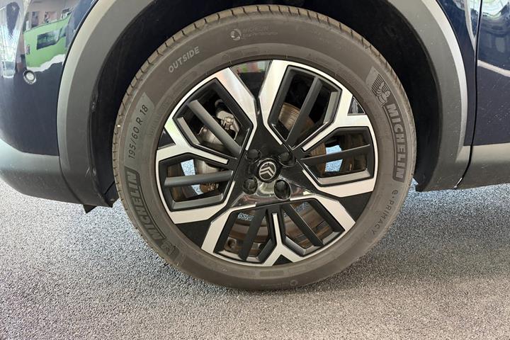 Blå Citroën ë-C4 fra 2025