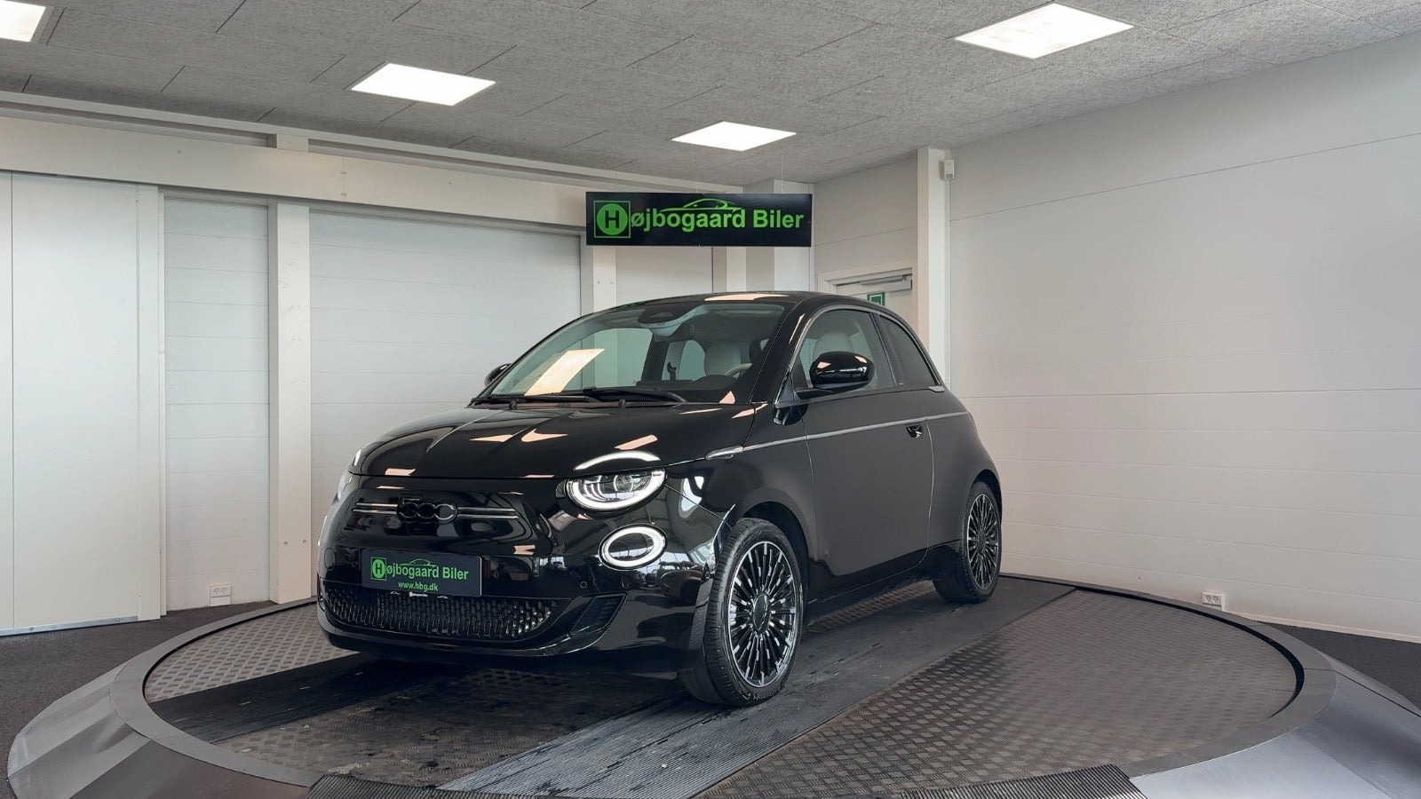 Sort Fiat 500e fra 2024