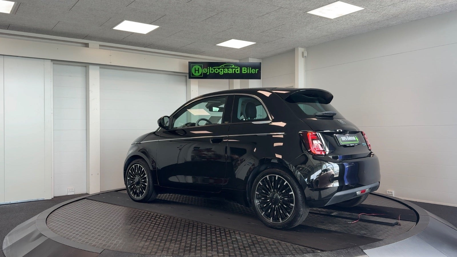 Sort Fiat 500e fra 2024