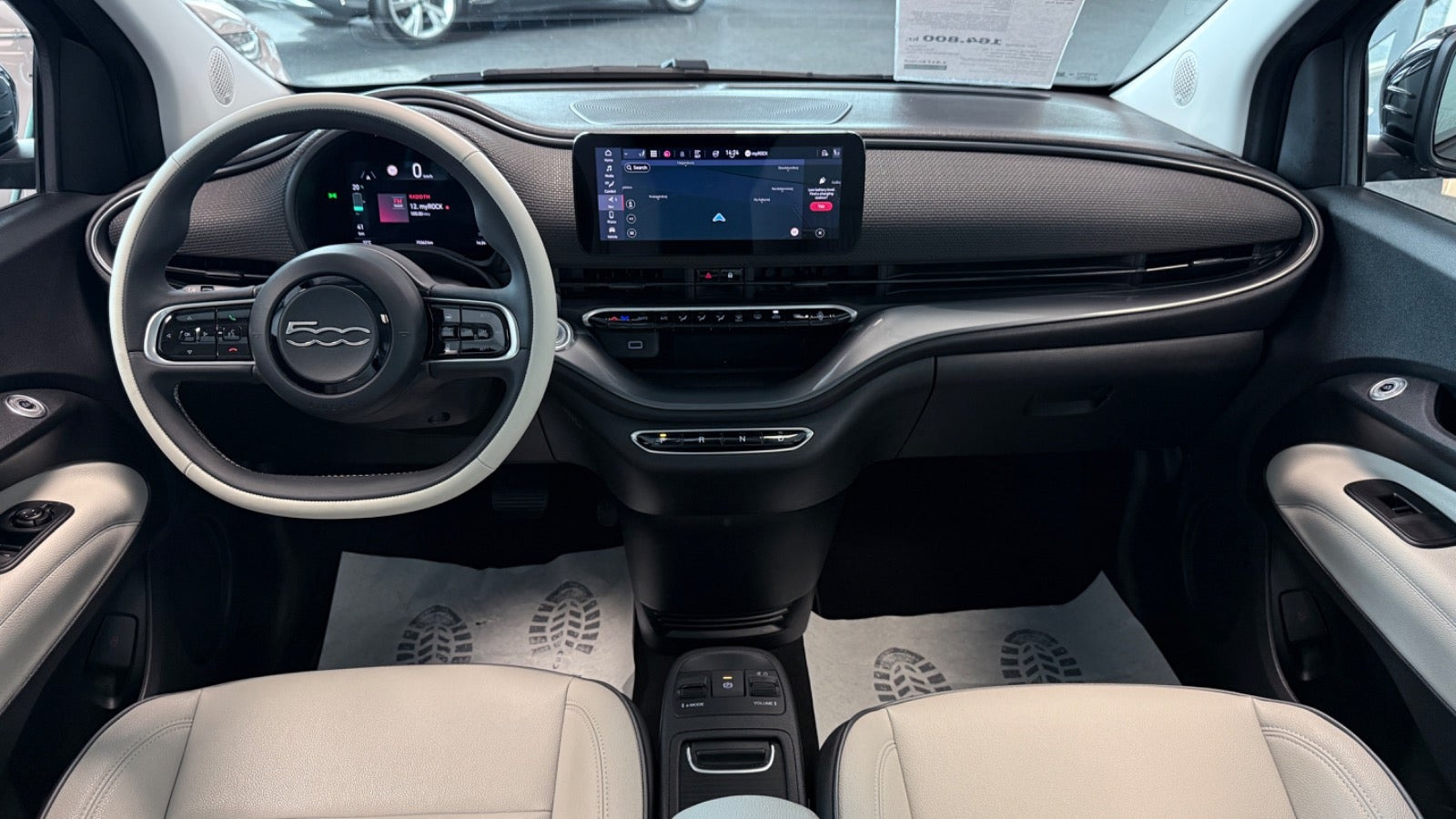 Sort Fiat 500e fra 2024