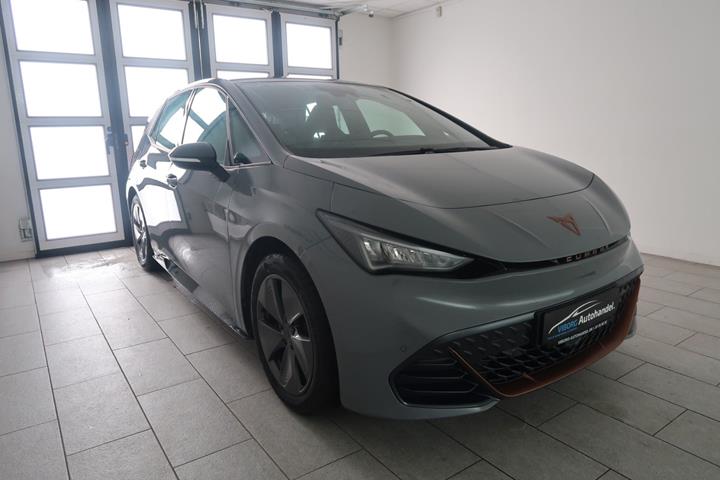 Grå Cupra Born fra 2024