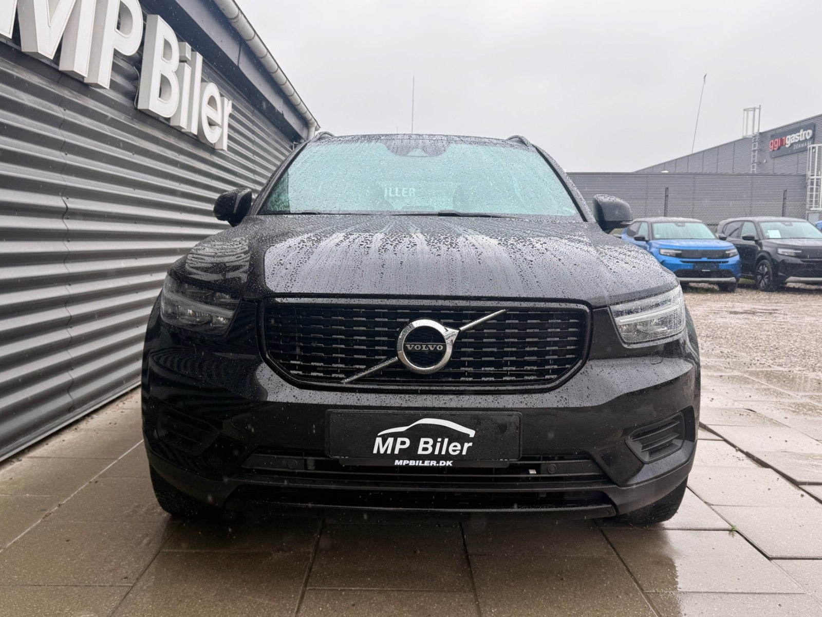 Sort Volvo XC40 fra 2022