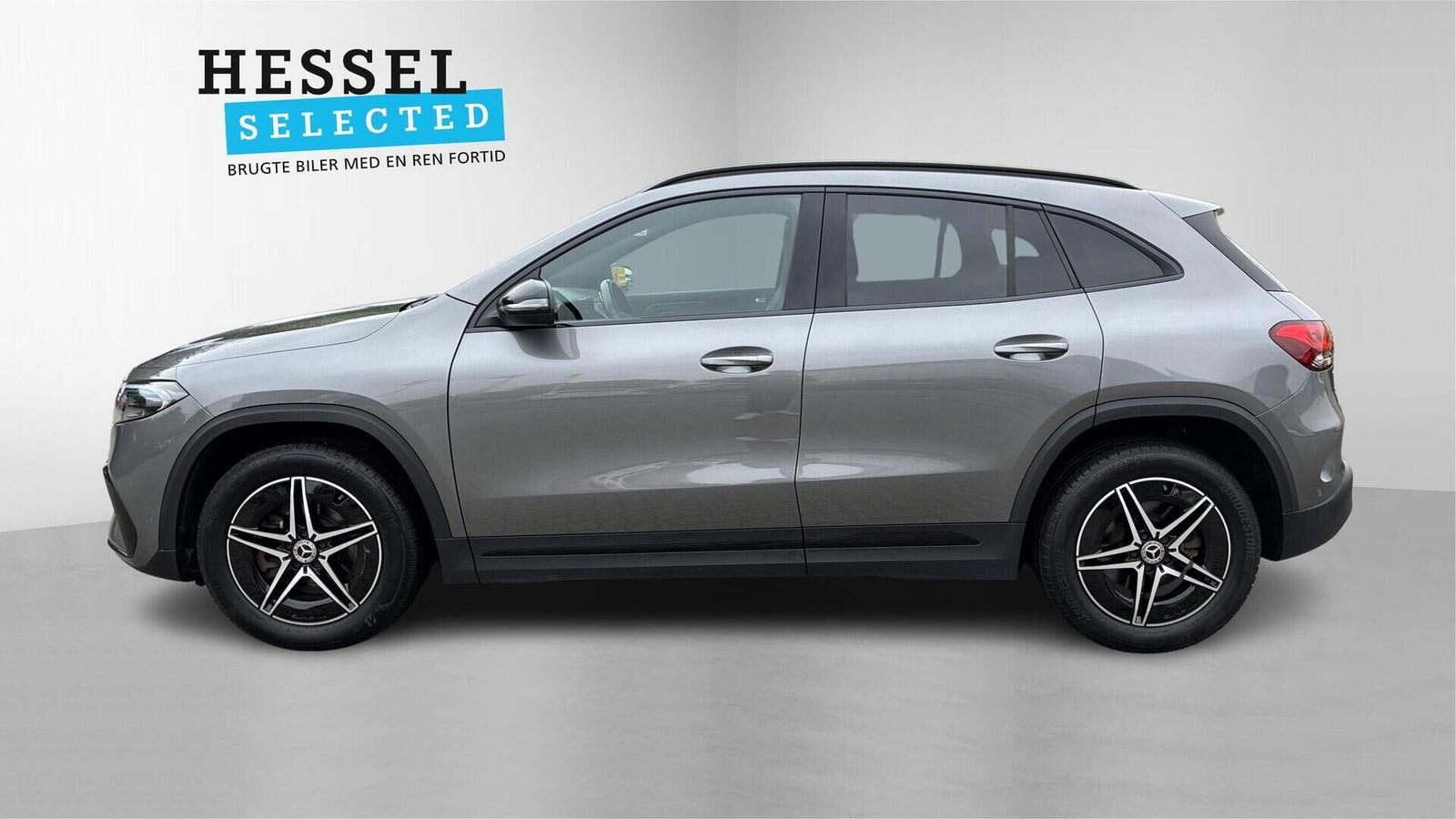 Grå Mercedes EQA250+ fra 2023