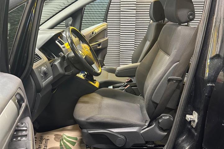undefined Opel Zafira fra 2012