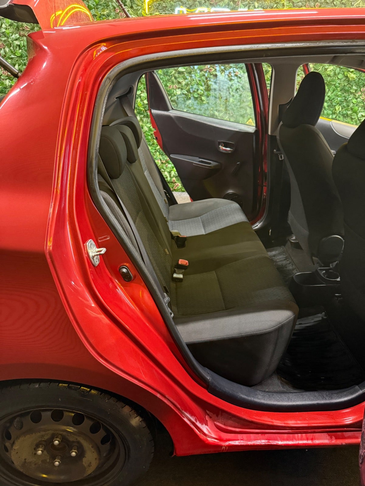 undefined Toyota Yaris fra 2011