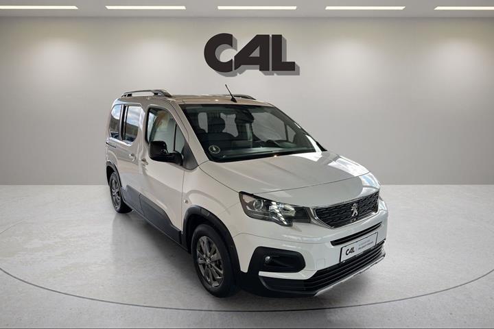Hvid Peugeot e-Rifter fra 2022