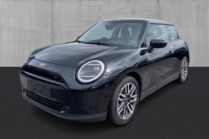 Sort Mini Cooper E fra 2024