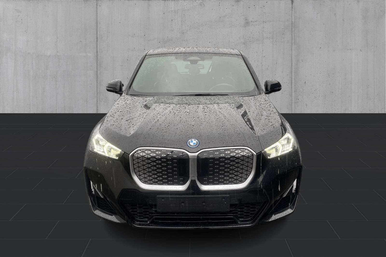 Sort BMW iX1 fra 2024