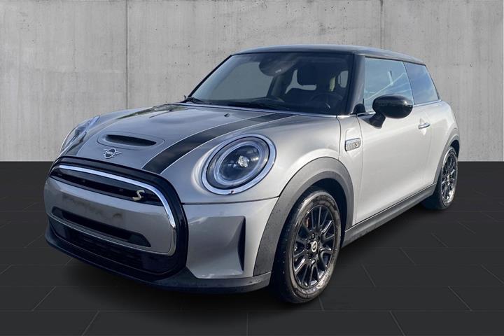 Sølv Mini Cooper SE fra 2023