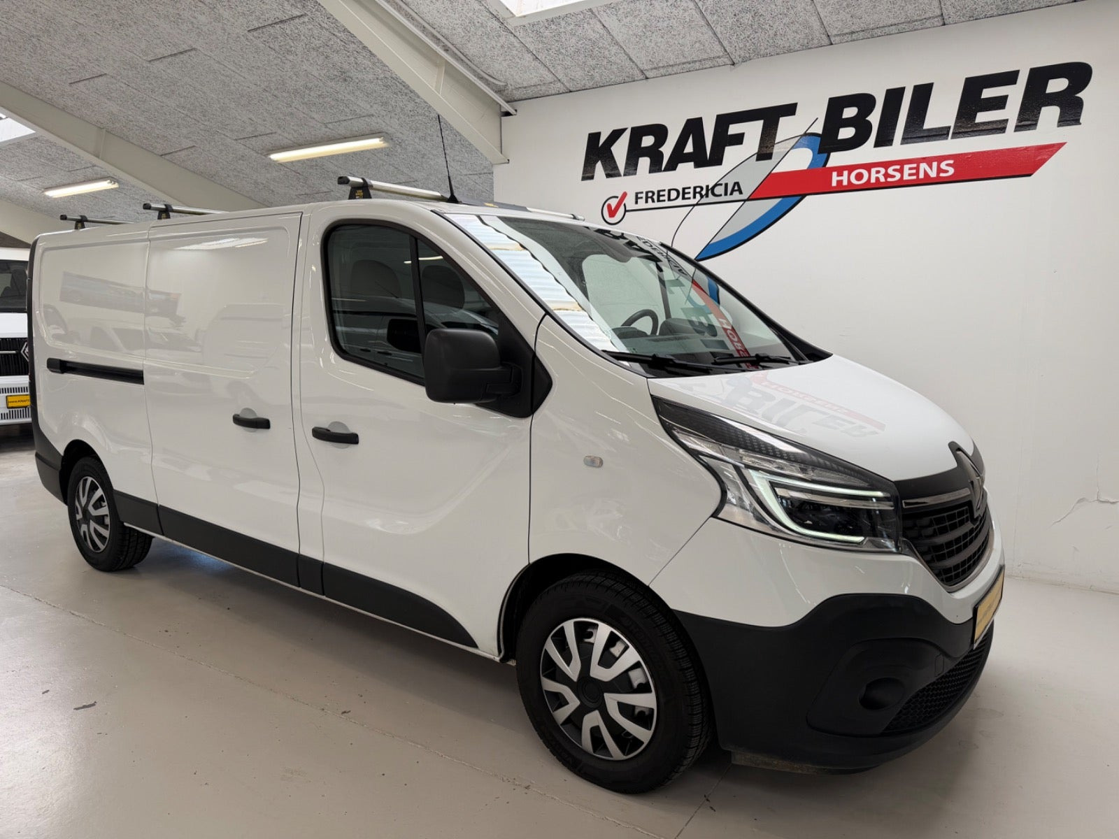 Renault Trafic T29 2,0 dCi 120 L2H1