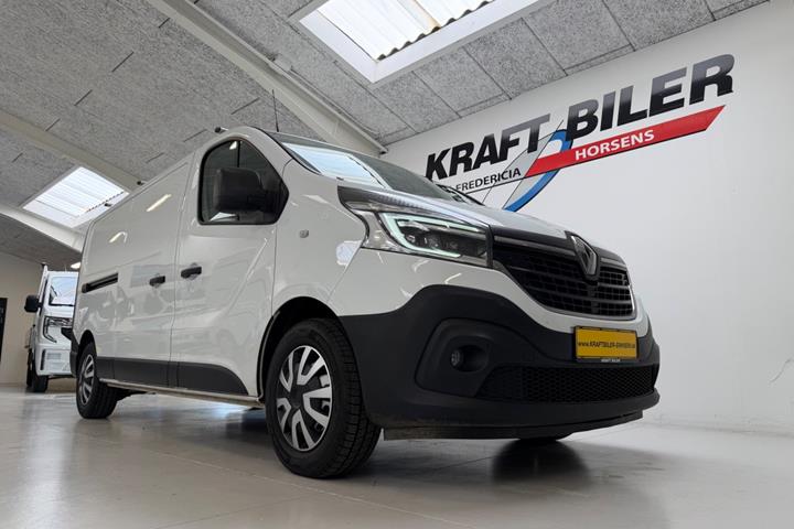 Hvid Renault Trafic T29 fra 2019